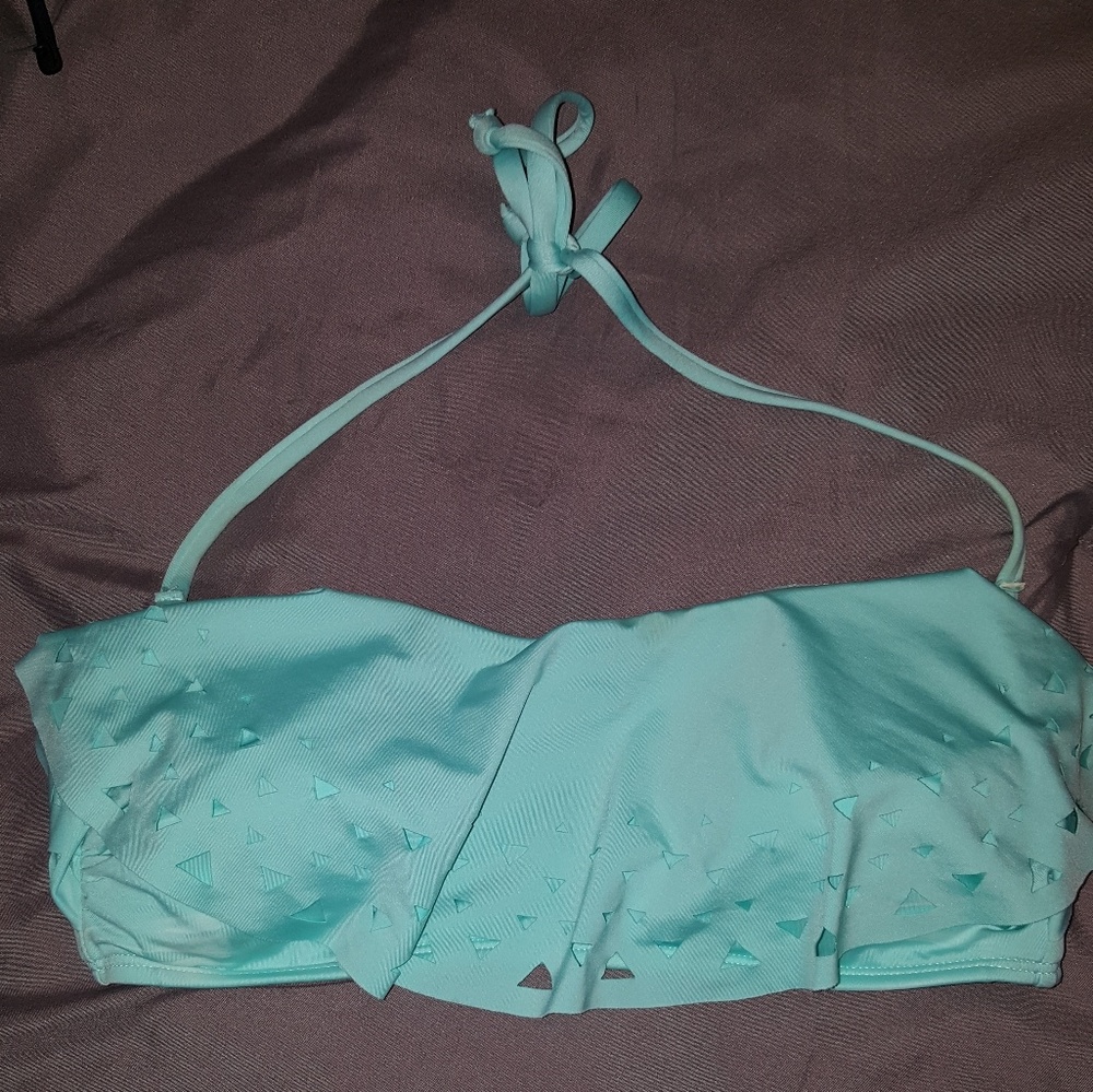 Bandeau bikini top